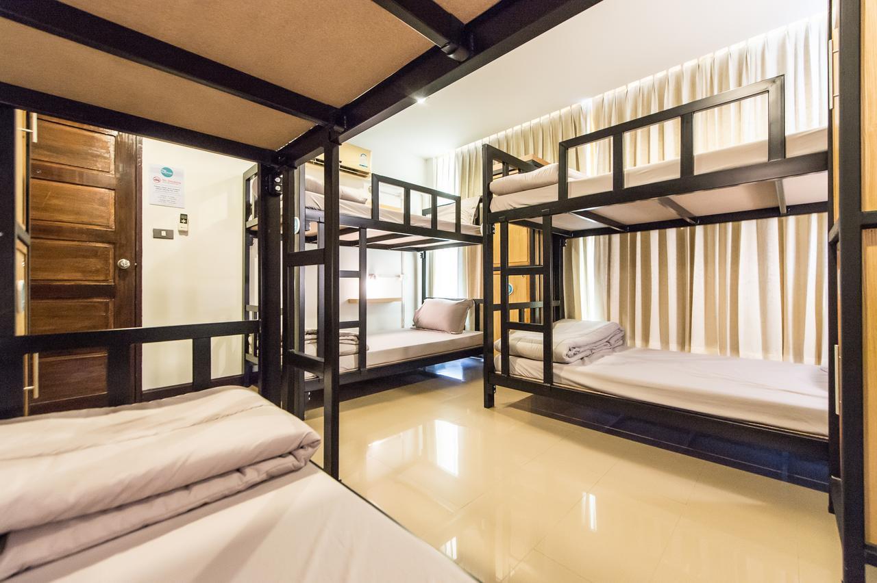 Full stop. Hostel Chiang Mai Exterior foto